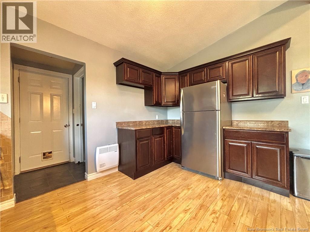 262 Jasmine, Beresford, New Brunswick  E8K 1M4 - Photo 13 - NB127500