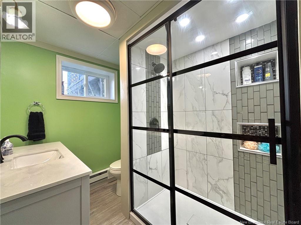 262 Jasmine, Beresford, New Brunswick  E8K 1M4 - Photo 43 - NB127500