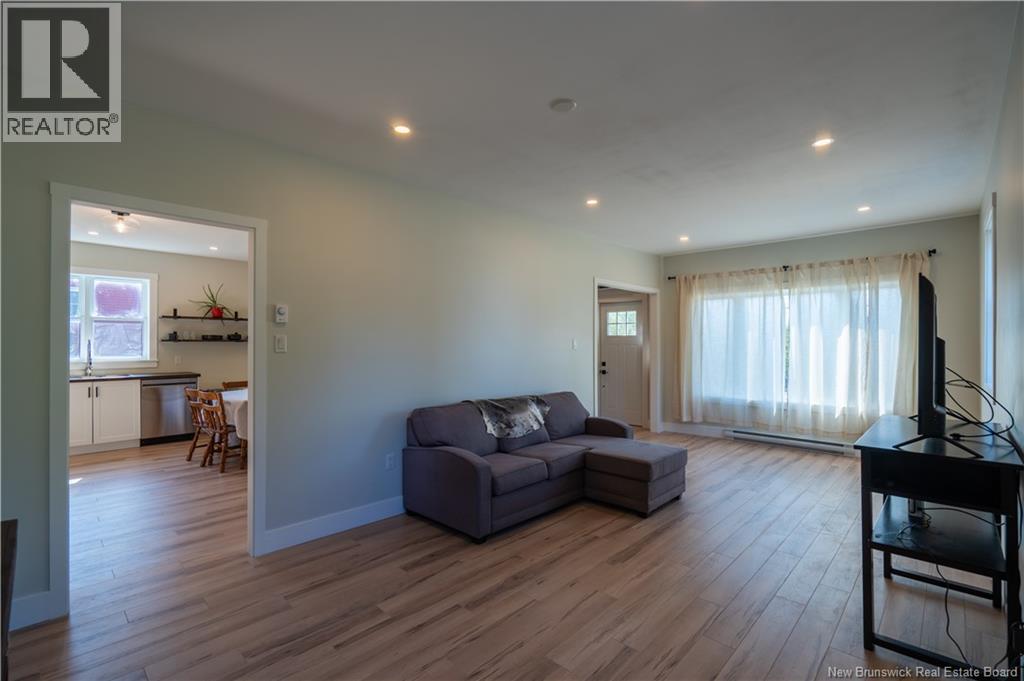 8 Dufferin Road, Chipman, New Brunswick  E4B 2Y6 - Photo 15 - NB127538