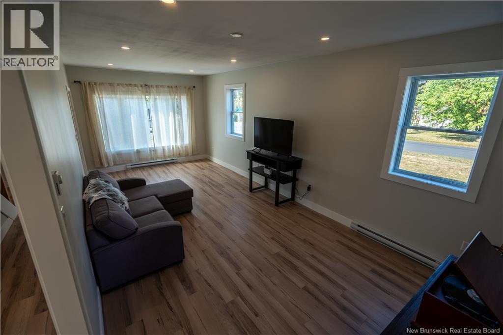 8 Dufferin Road, Chipman, New Brunswick  E4B 2Y6 - Photo 16 - NB127538