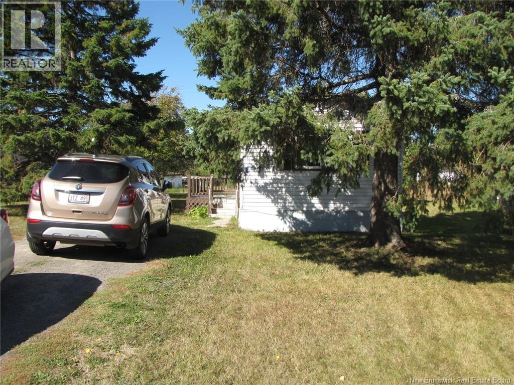 5 Third Street, Moncton, New Brunswick  E1H 1K6 - Photo 3 - NB127687