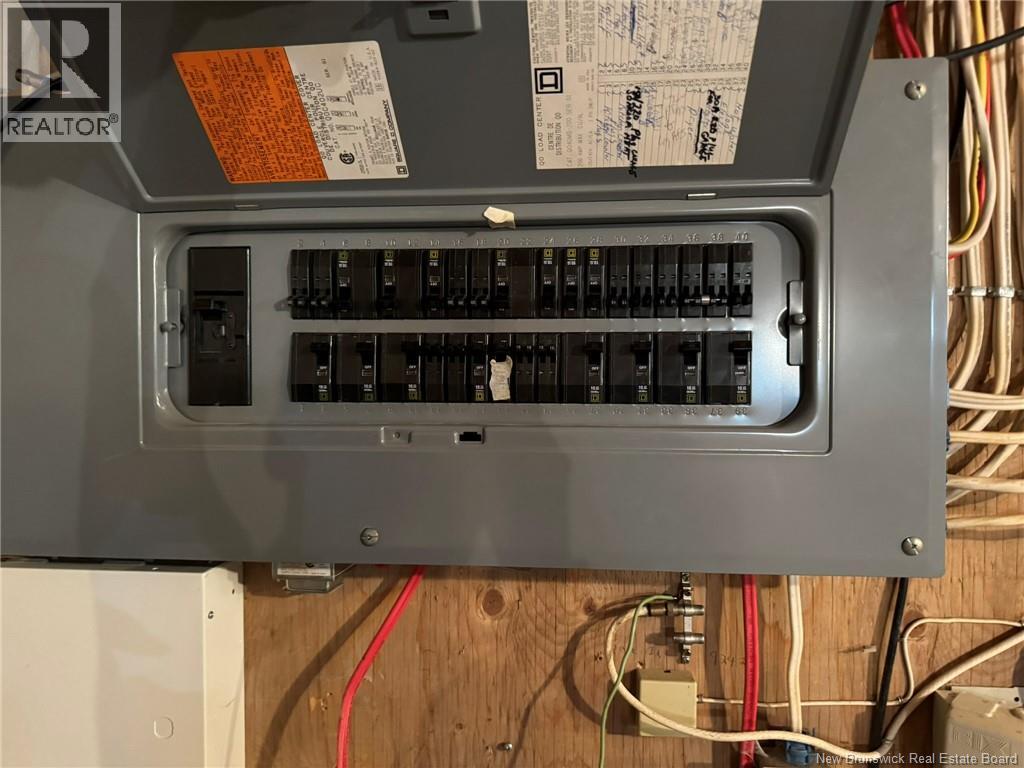 105 Bridge Street, Woodstock, New Brunswick  E7M 5Y7 - Photo 25 - NB127693