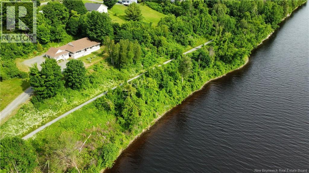 105 Bridge Street, Woodstock, New Brunswick  E7M 5Y7 - Photo 30 - NB127693