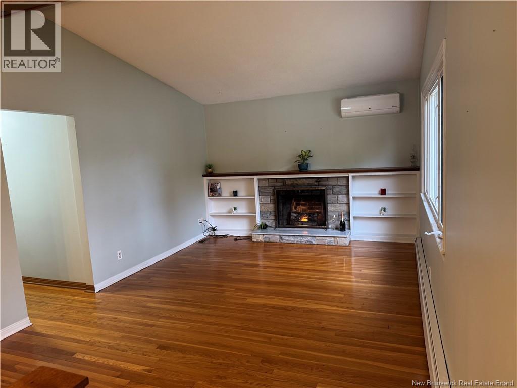 92 Gulliver Drive, Fredericton, New Brunswick  E3A 3C5 - Photo 2 - NB127553