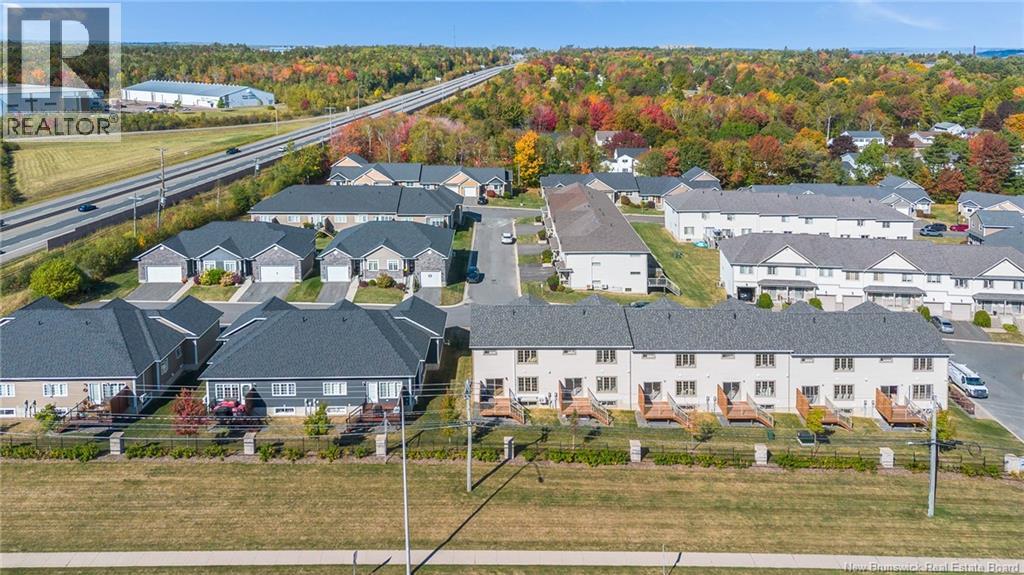 2 Huntingdon Circle, Fredericton, New Brunswick E3B 0L9 - Photo 2 - NB127691