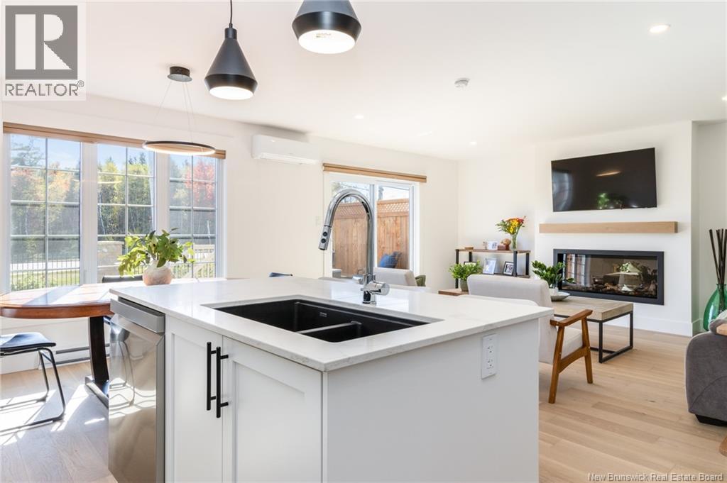 2 Huntingdon Circle, Fredericton, New Brunswick E3B 0L9 - Photo 5 - NB127691