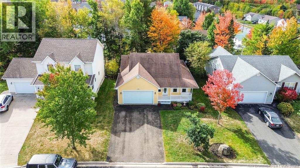 16 Hayward Court, Fredericton, New Brunswick  E3A 0A4 - Photo 2 - NB127722
