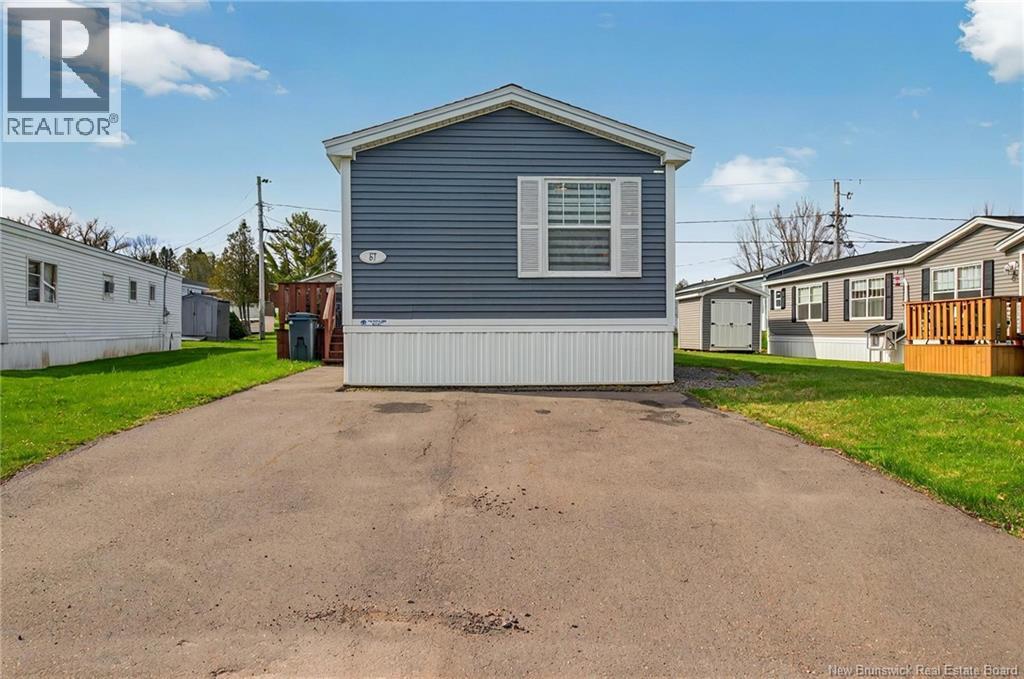 57 Blossom, Riverview, New Brunswick E1B 4Y7 - Photo 8 - NB127733