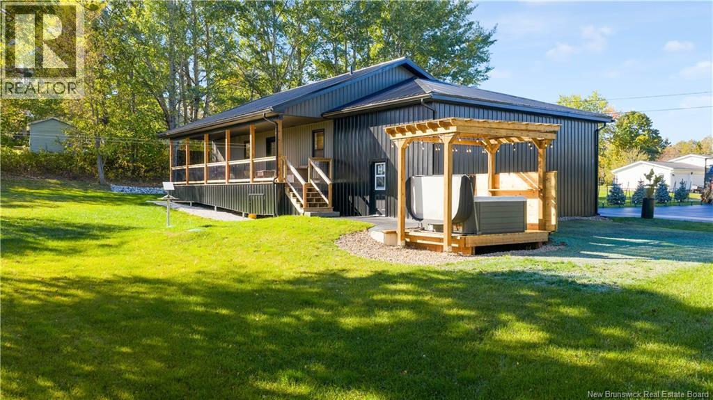 16 Myles Avenue, Roachville, New Brunswick  E4G 2H5 - Photo 38 - NB127637