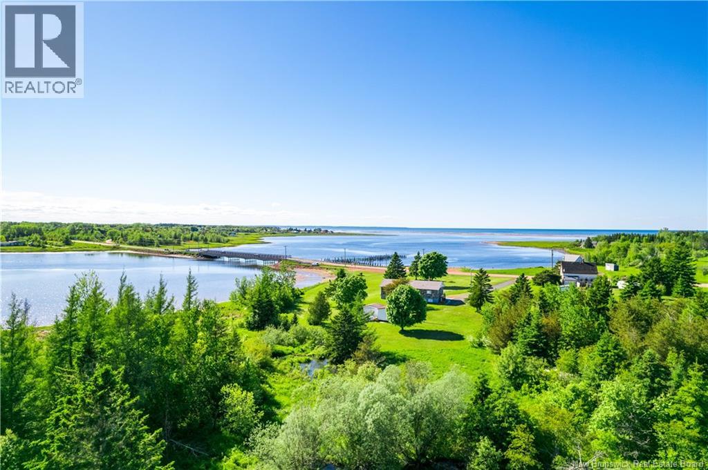 1915 Route 133, Grand-Barachois, New Brunswick E4P 8S7 - Photo 35 - NB127740