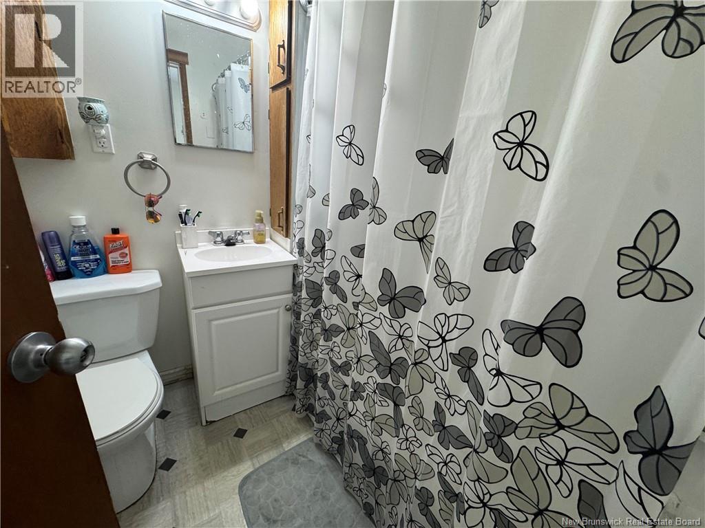 55-57 Broadway Avenue, Saint John, New Brunswick  E2H 1Z9 - Photo 11 - NB127790