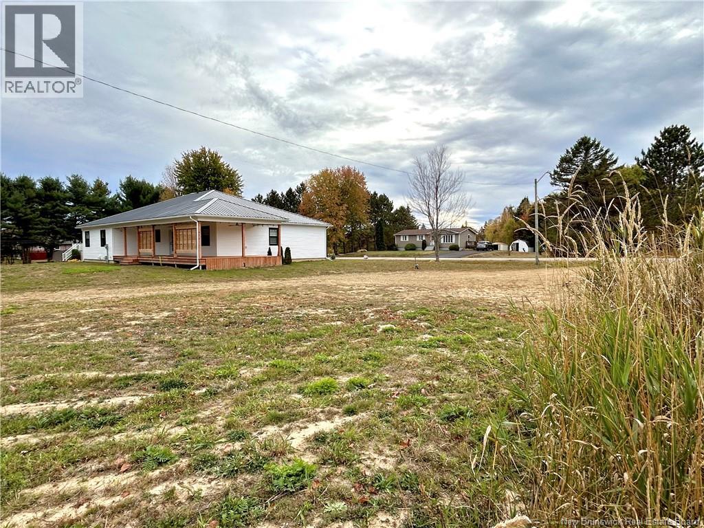 15 Marigold Drive, Miramichi, New Brunswick  E1V 6Z7 - Photo 3 - NB127809