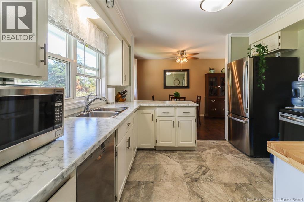 158 Lakeview Drive, Saint John, New Brunswick  E2J 3M7 - Photo 25 - NB127659