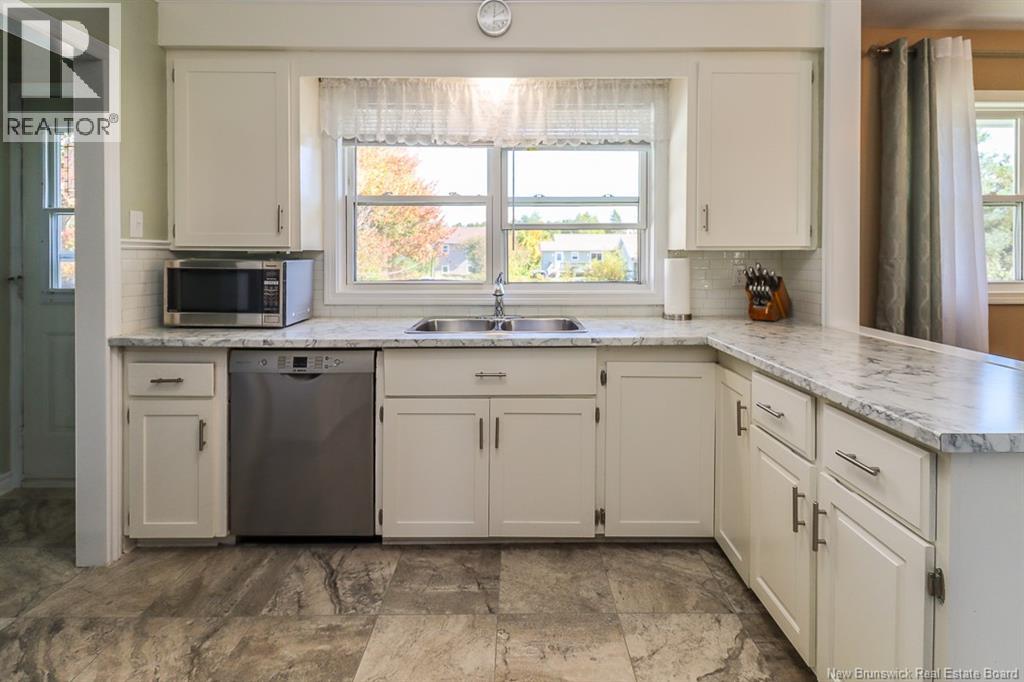 158 Lakeview Drive, Saint John, New Brunswick  E2J 3M7 - Photo 29 - NB127659