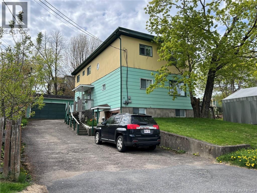 10 Newman Street, Saint John, New Brunswick  E2K 4H4 - Photo 1 - NB127764