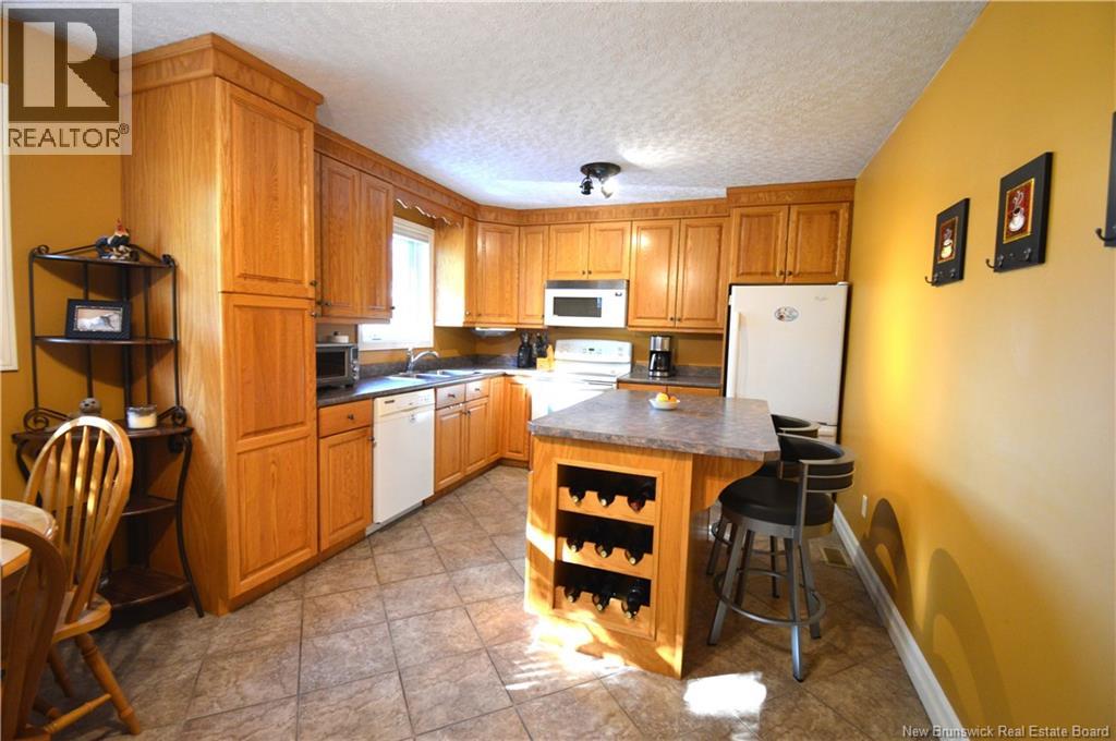 671 Main St., Shediac, New Brunswick  E4P 2C8 - Photo 3 - NB127614