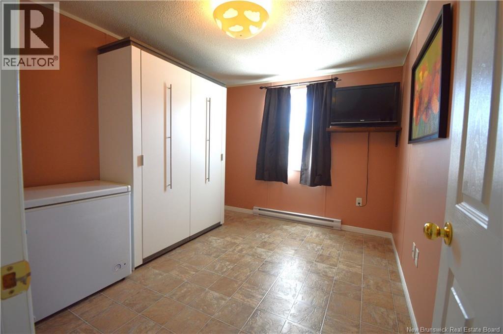 632 Champlain Street, Shediac, New Brunswick  E4P 9C9 - Photo 9 - NB127763