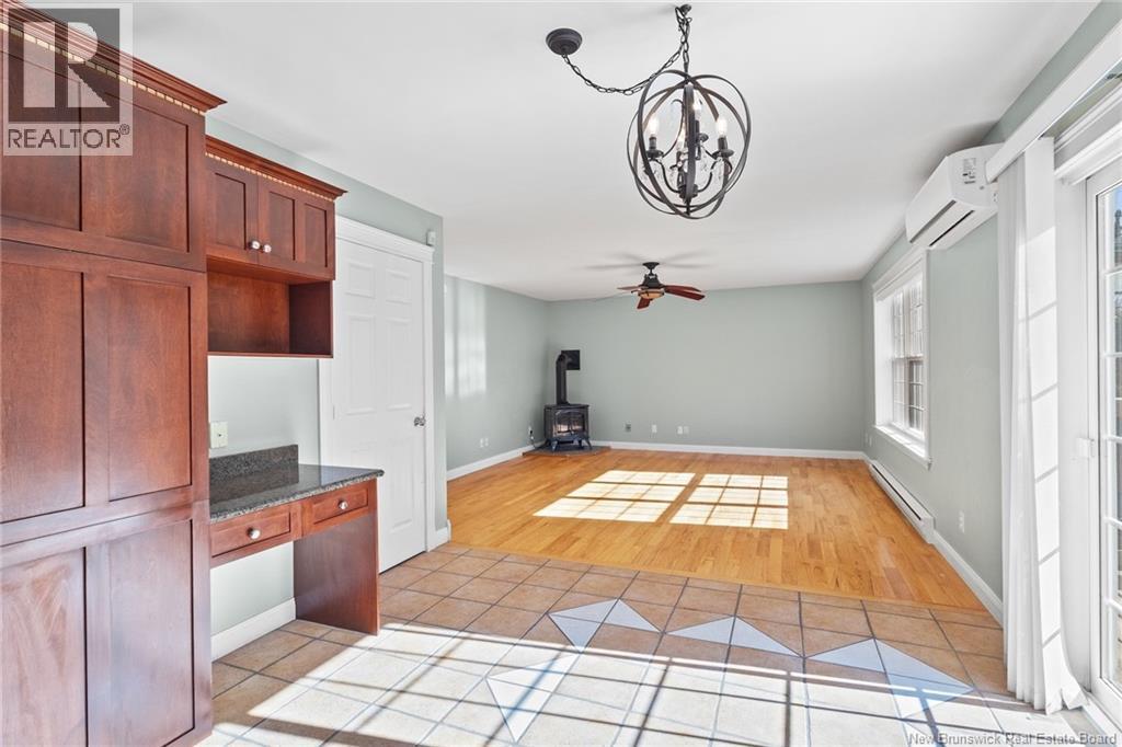 145 Bliss Carman Drive, Fredericton, New Brunswick  E3B 9P2 - Photo 15 - NB127960