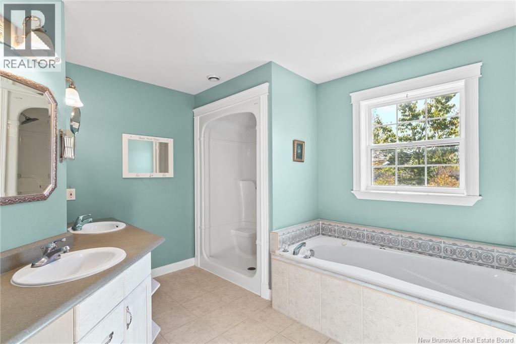 145 Bliss Carman Drive, Fredericton, New Brunswick  E3B 9P2 - Photo 27 - NB127960