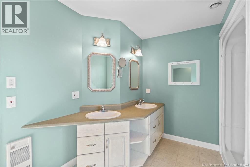 145 Bliss Carman Drive, Fredericton, New Brunswick  E3B 9P2 - Photo 28 - NB127960