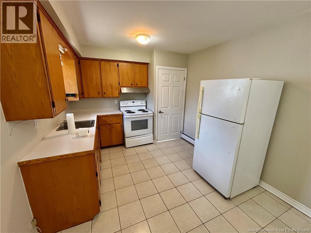 318 Canterbury Drive, Fredericton, New Brunswick  E3B 4L9 - Photo 5 - NB127949