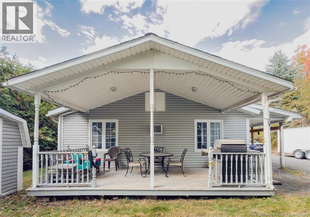 62 Hillcrest Avenue, Hartland, New Brunswick  E7P 1M7 - Photo 13 - NB127241