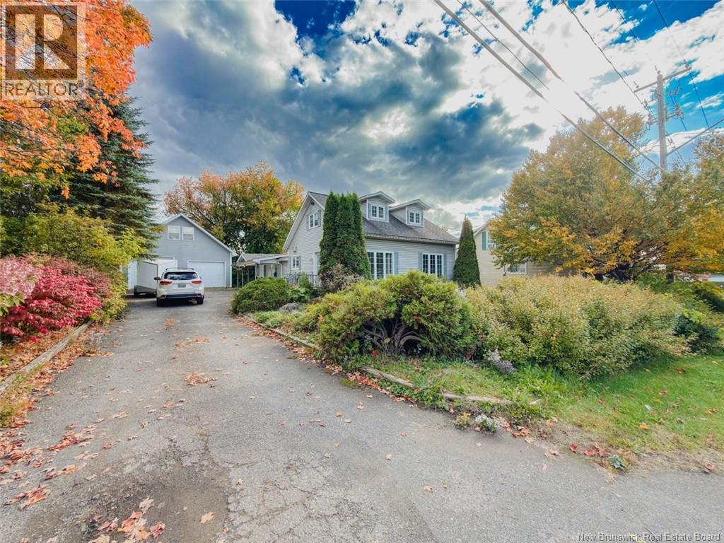 62 Hillcrest Avenue, Hartland, New Brunswick  E7P 1M7 - Photo 6 - NB127241