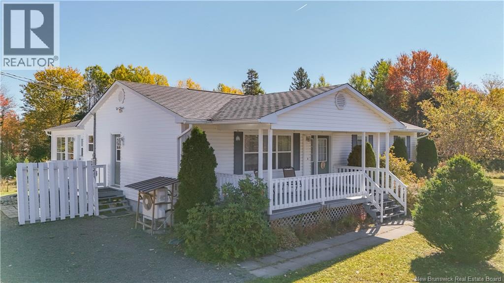 152 Marlow Road, Hanwell, New Brunswick  E3C 1M6 - Photo 2 - NB127811