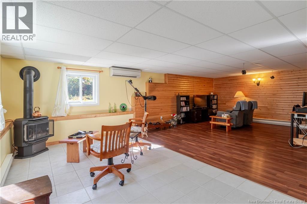 152 Marlow Road, Hanwell, New Brunswick  E3C 1M6 - Photo 34 - NB127811