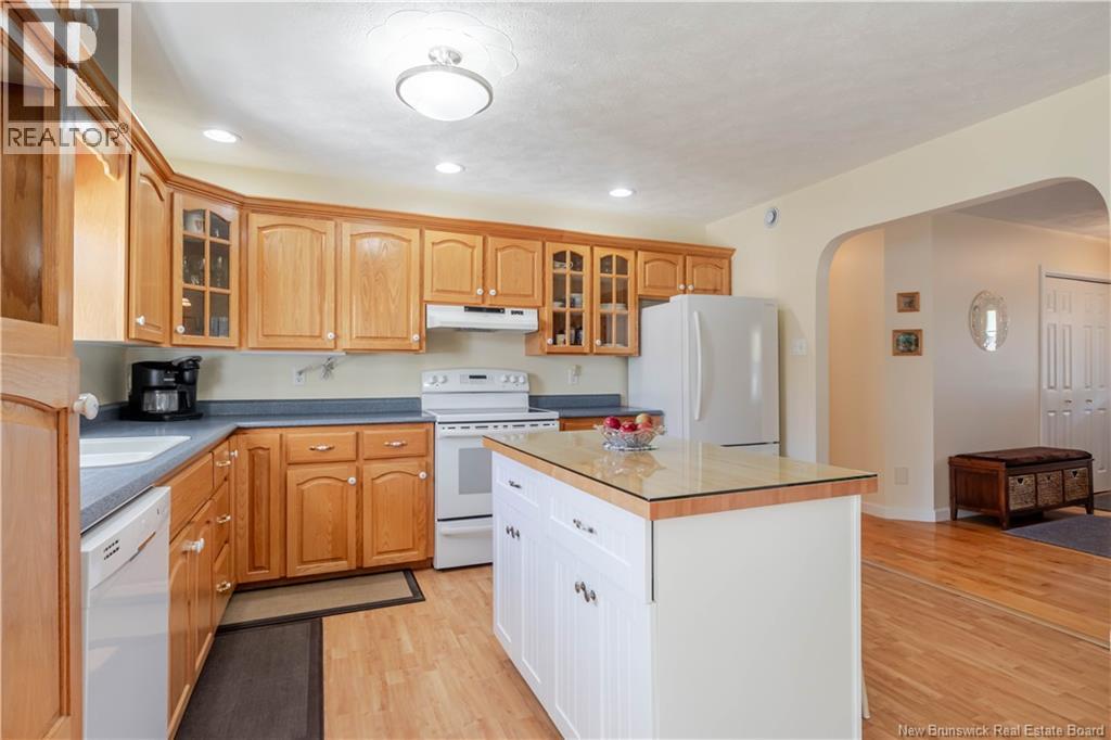 152 Marlow Road, Hanwell, New Brunswick  E3C 1M6 - Photo 7 - NB127811