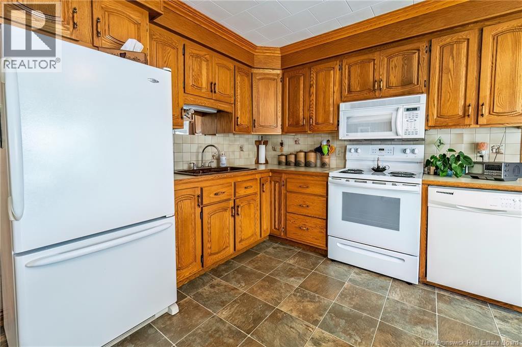 45 Evangeline Street, Grand Falls, New Brunswick  E3Y 1B7 - Photo 14 - NB127914