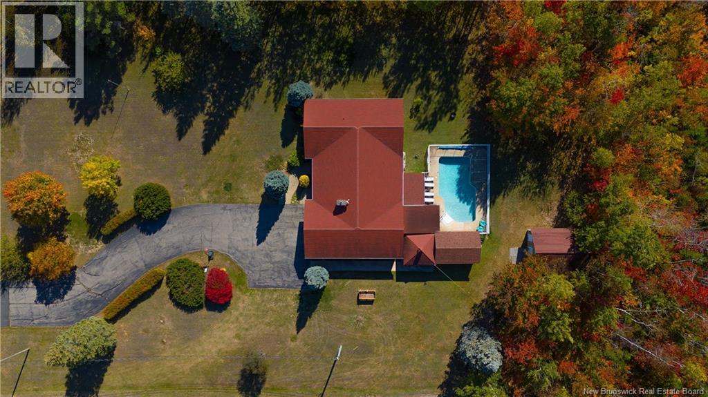 118 Rue Du Portage Street, Caraquet, New Brunswick  E1W 1A8 - Photo 48 - NB128048