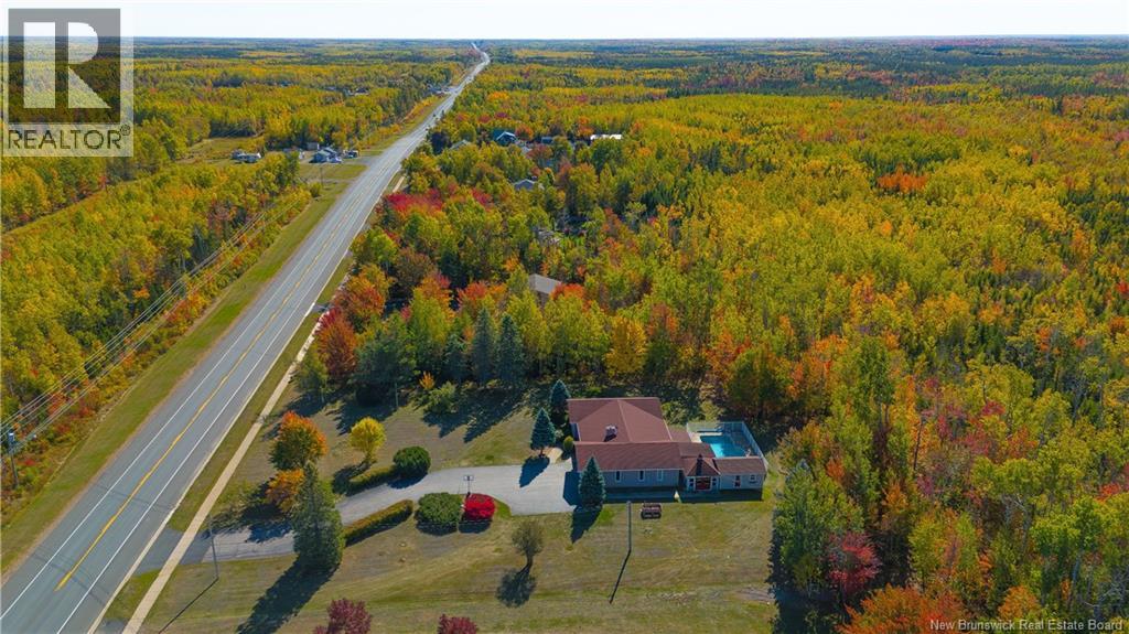 118 Rue Du Portage Street, Caraquet, New Brunswick  E1W 1A8 - Photo 50 - NB128048