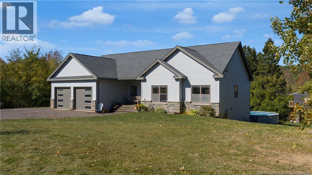 897 Riverview Drive East, Apohaqui, New Brunswick