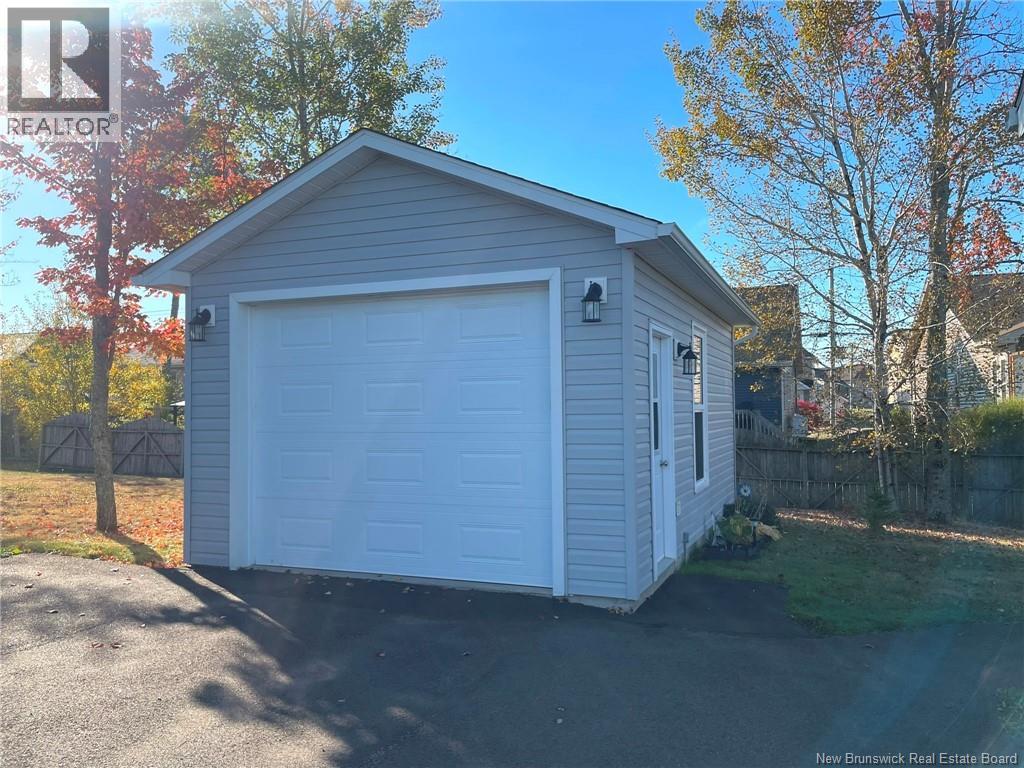 51 Tracadie Drive, Dieppe, New Brunswick  E1A 8P3 - Photo 15 - NB128111
