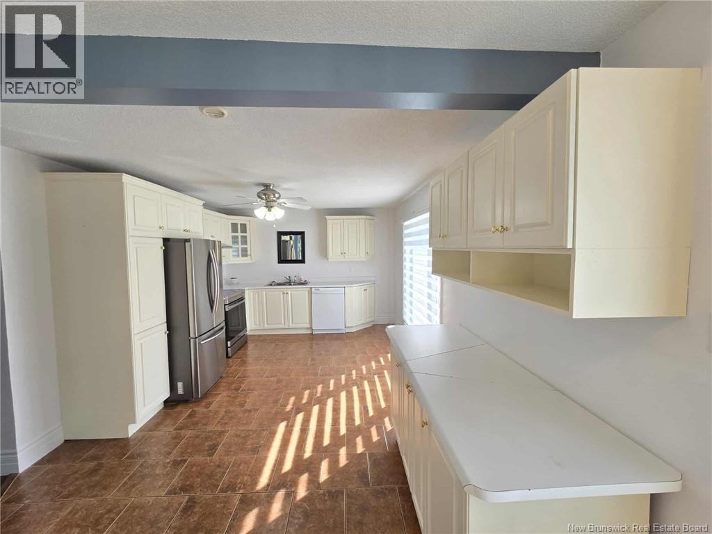 405 De La Riviere, Nigadoo, New Brunswick  E8K 3W4 - Photo 11 - NB128127