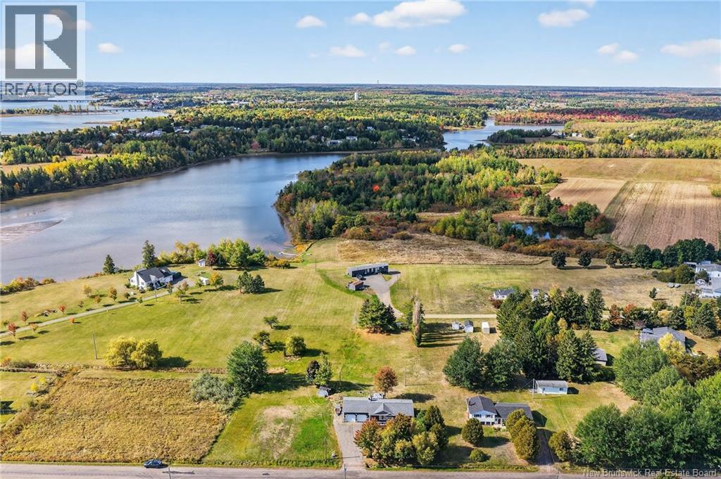 55 Des Roches, Bouctouche Bay, New Brunswick  E4S 4L9 - Photo 8 - NB128131