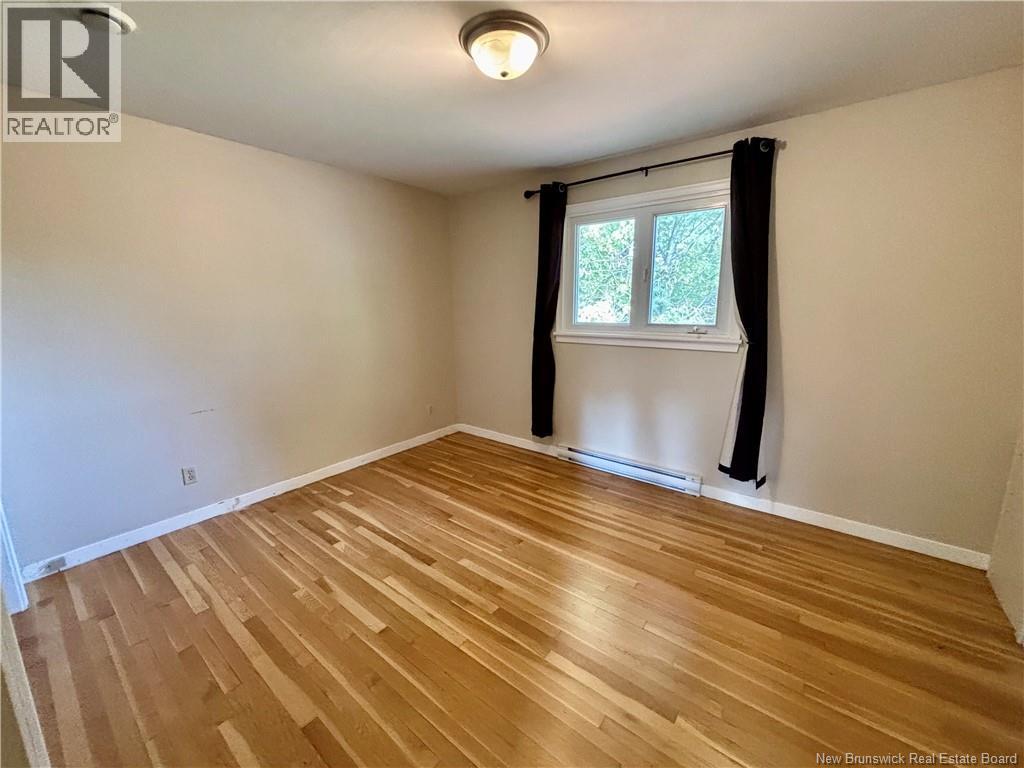 245 Massey Street, Fredericton, New Brunswick  E3B 2Z5 - Photo 22 - NB128057