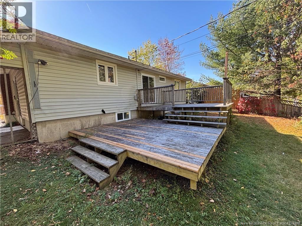 245 Massey Street, Fredericton, New Brunswick  E3B 2Z5 - Photo 25 - NB128057