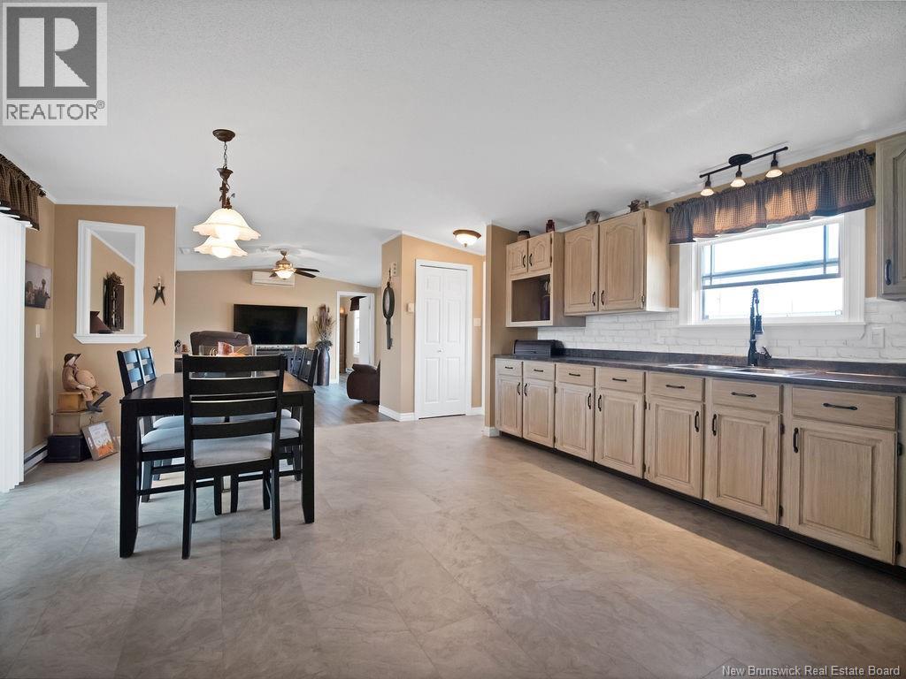 7 Ascona Street, Moncton, New Brunswick  E1H 3H7 - Photo 16 - NB128041