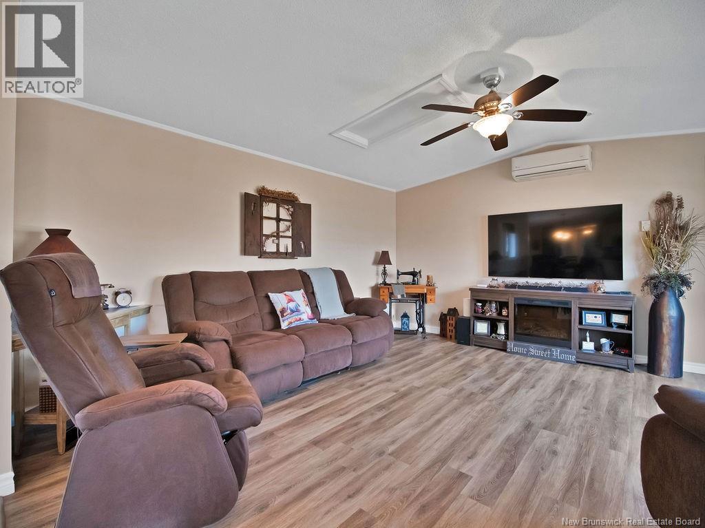 7 Ascona Street, Moncton, New Brunswick  E1H 3H7 - Photo 4 - NB128041