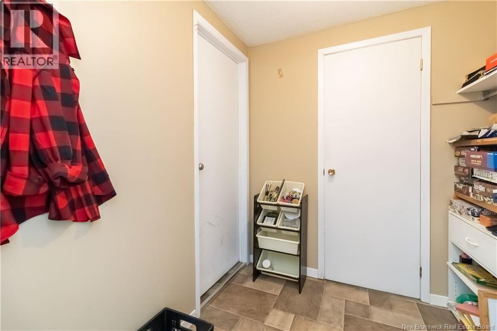 8 Emmerson, Moncton, New Brunswick  E1C 6T1 - Photo 21 - NB128083