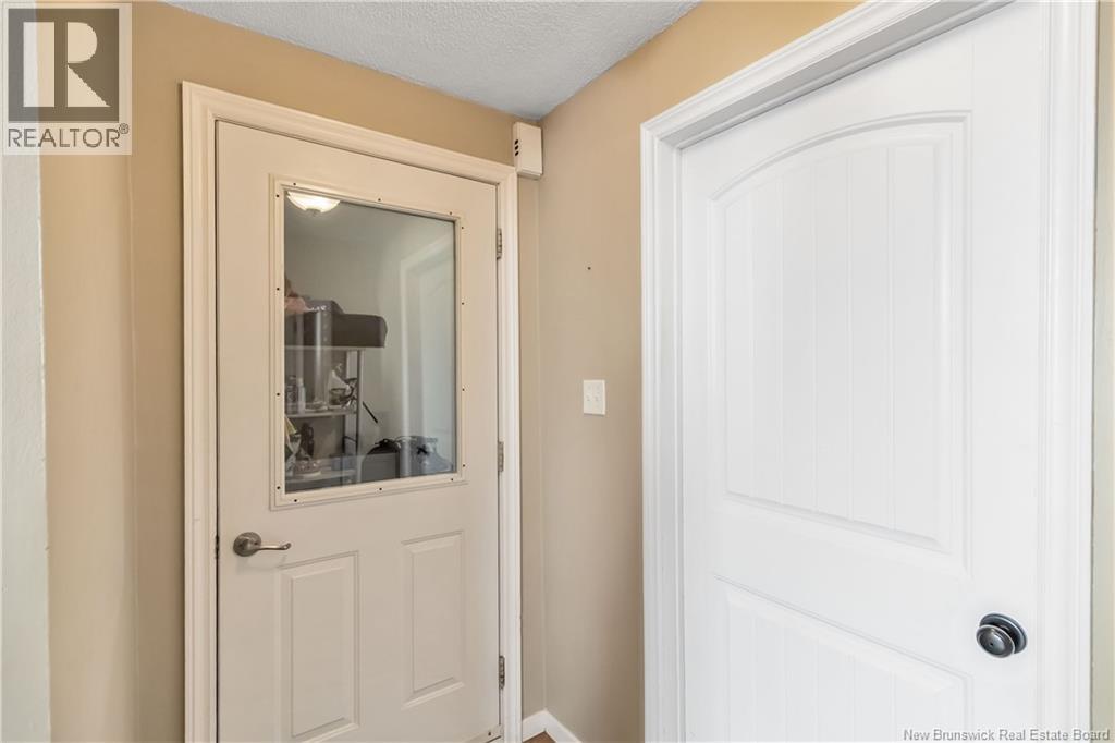 8 Emmerson, Moncton, New Brunswick  E1C 6T1 - Photo 5 - NB128083