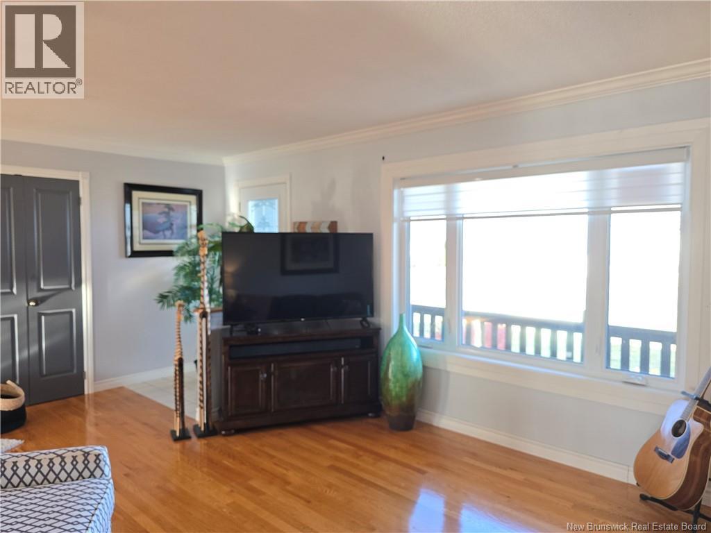 646 Principale, Pointe-Verte, New Brunswick  E8J 3A1 - Photo 19 - NB128227