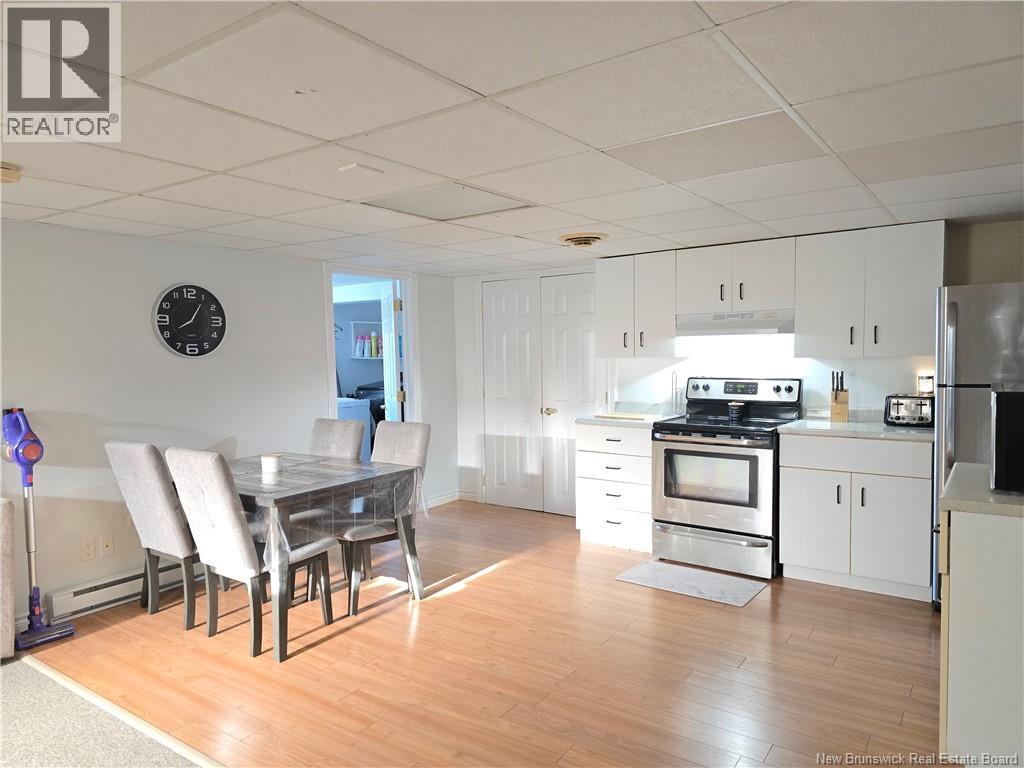 646 Principale, Pointe-Verte, New Brunswick  E8J 3A1 - Photo 34 - NB128227