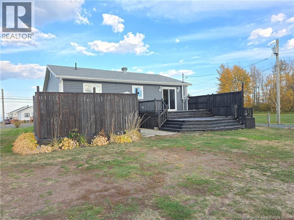 646 Principale, Pointe-Verte, New Brunswick  E8J 3A1 - Photo 6 - NB128227