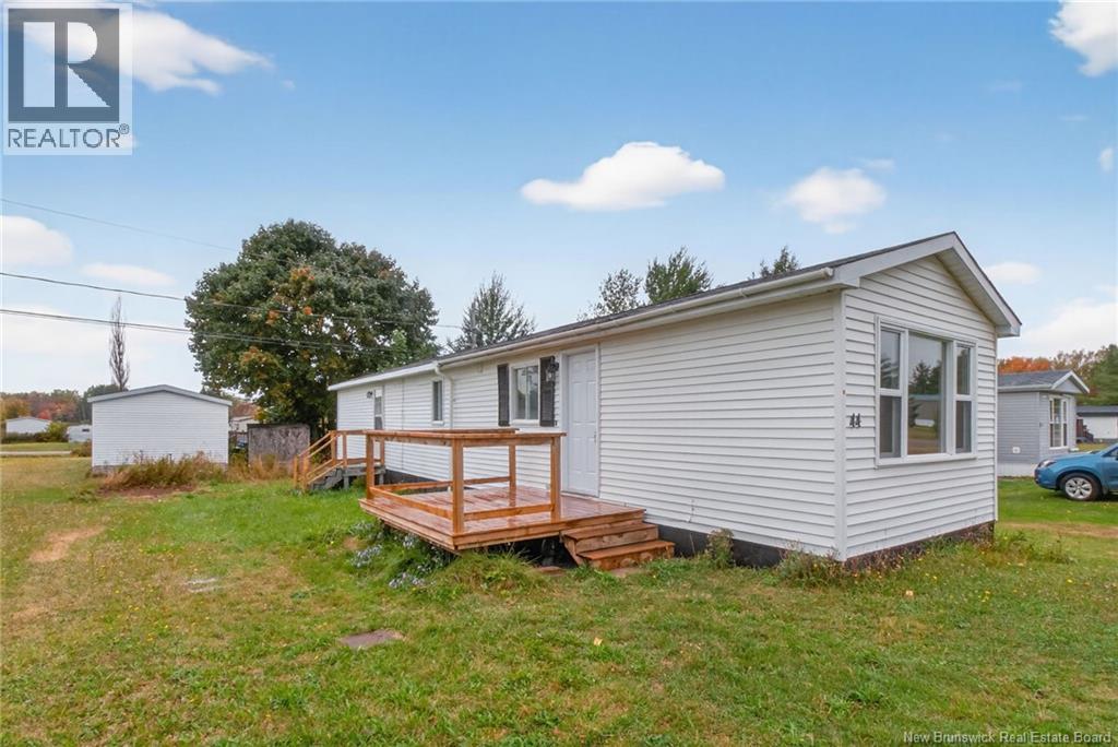 44 Dupuis, Lakeville, New Brunswick  E1H 1E2 - Photo 1 - NB128266