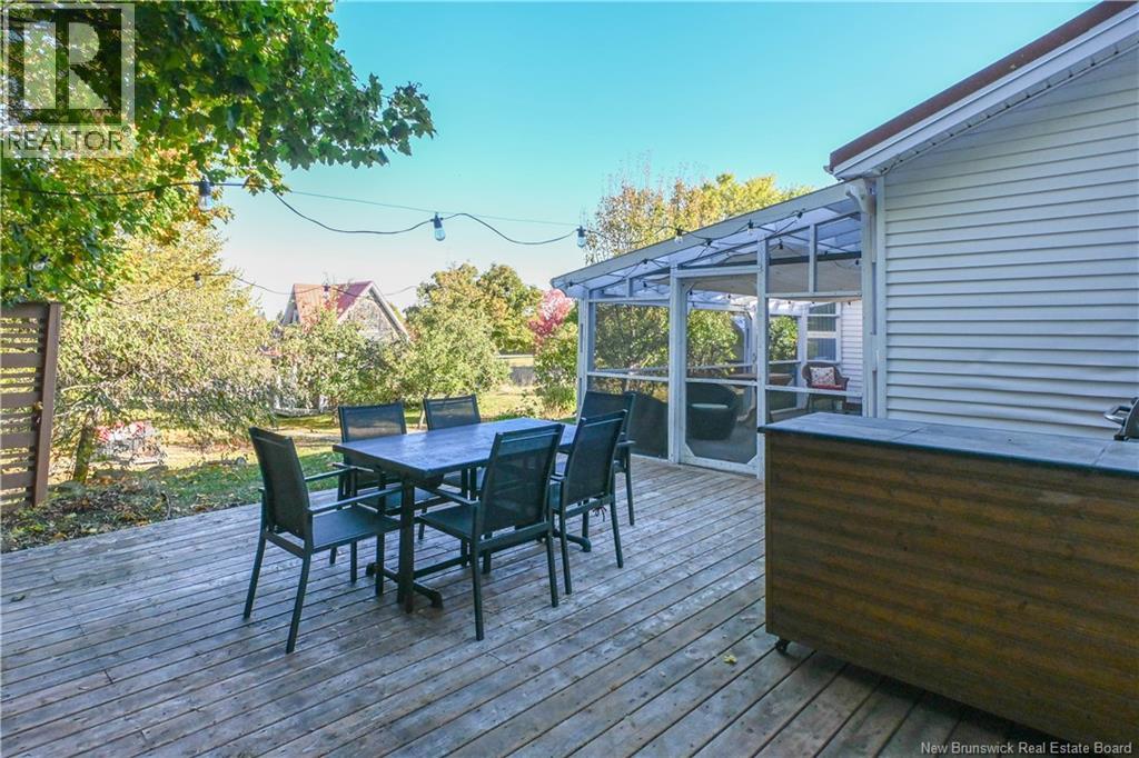 309 Saint-Pierre O Boulevard, Caraquet, New Brunswick  E1W 1A3 - Photo 6 - NB128297