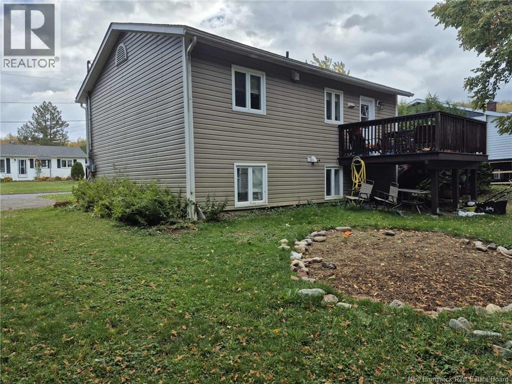 566 Poitras Street, Grand-Sault/grand Falls, New Brunswick  E3Z 1B3 - Photo 3 - NB128191