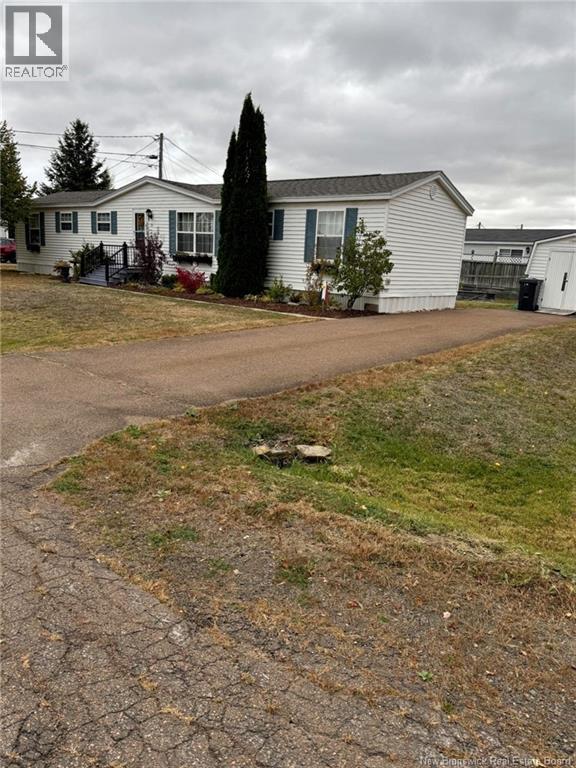12 Villars Street, Moncton, New Brunswick  E1H 3J9 - Photo 3 - NB128271